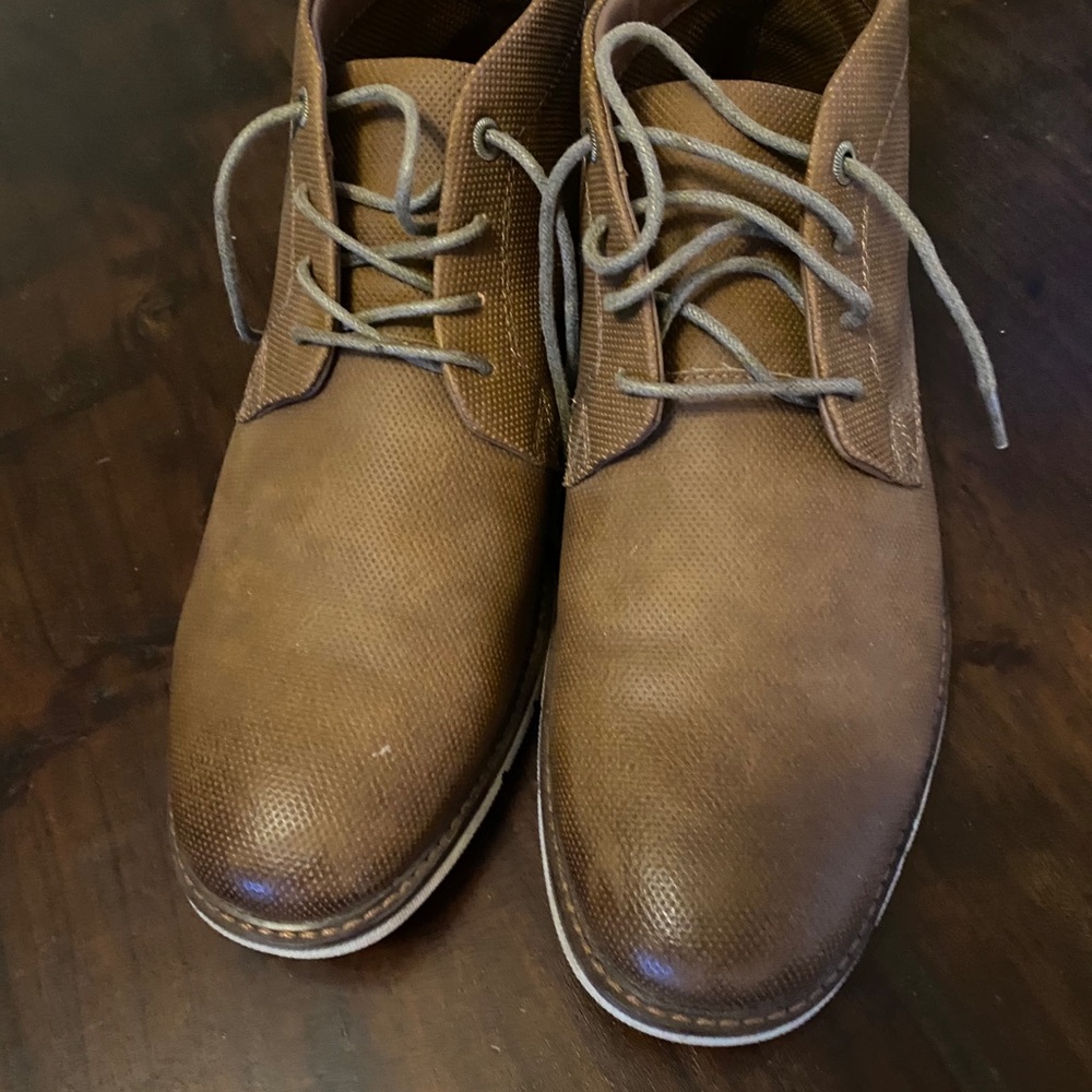 Mens shoes